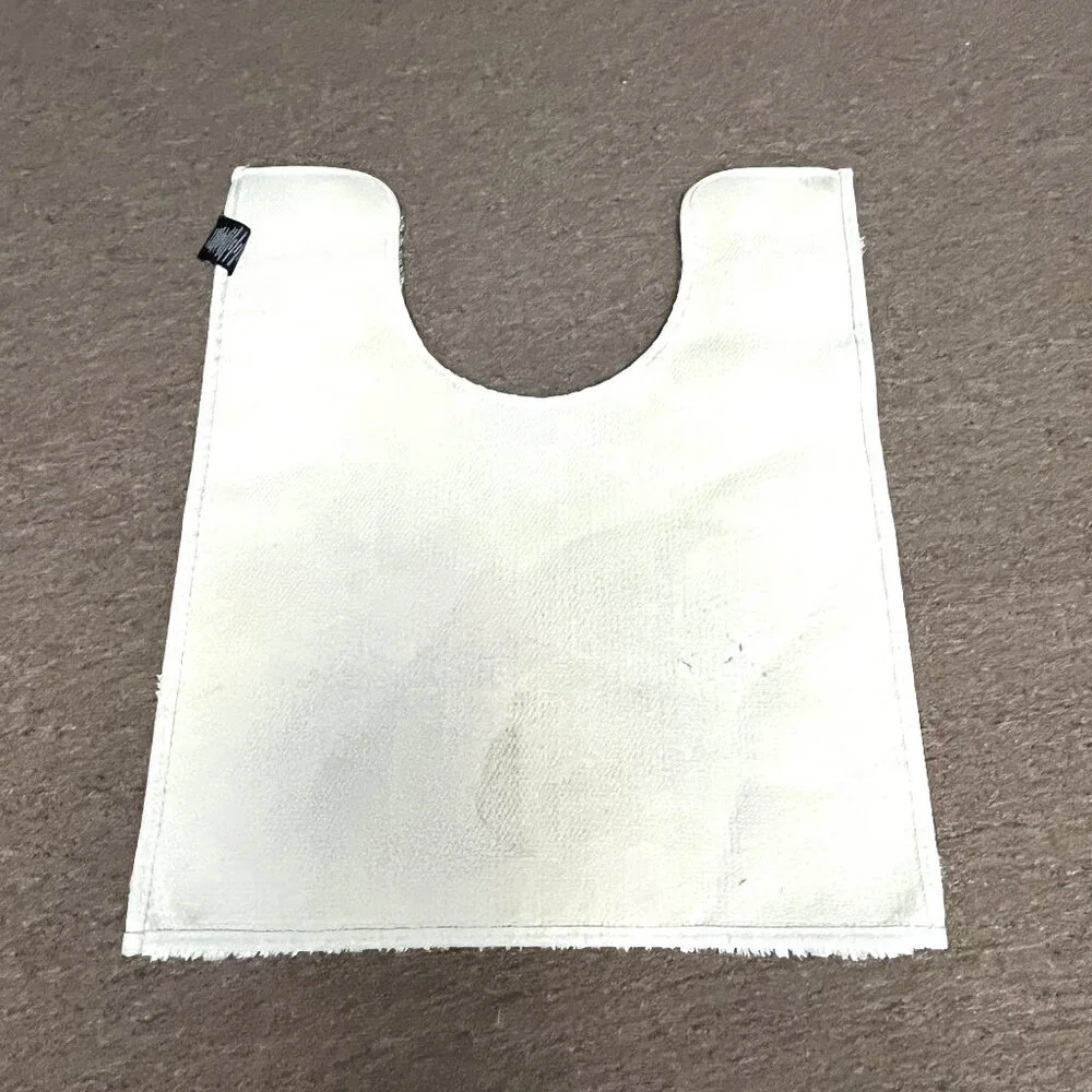 Simply Vera Wang fluffy beige contour bathroom rug with rubber back mat